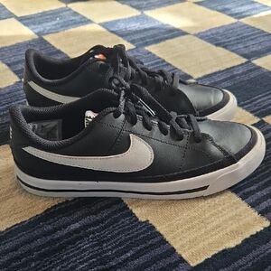 Nike Blazer low tops